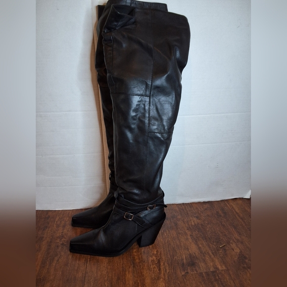 Asos Thigh High Leather Kingfisher Ruched Boots With Buckles 8   NWT - Picture 4 of 16